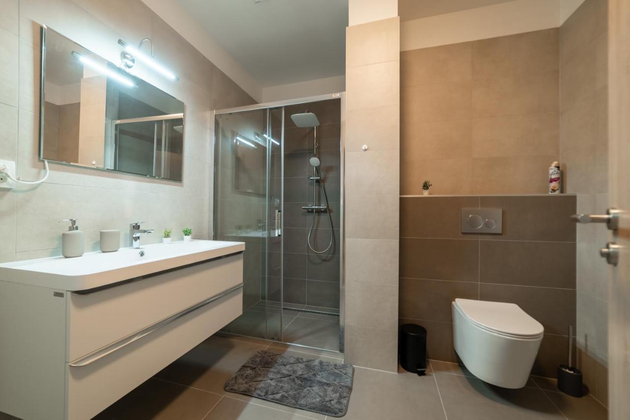 New Apartments Near Dancing House براغ المظهر الخارجي الصورة