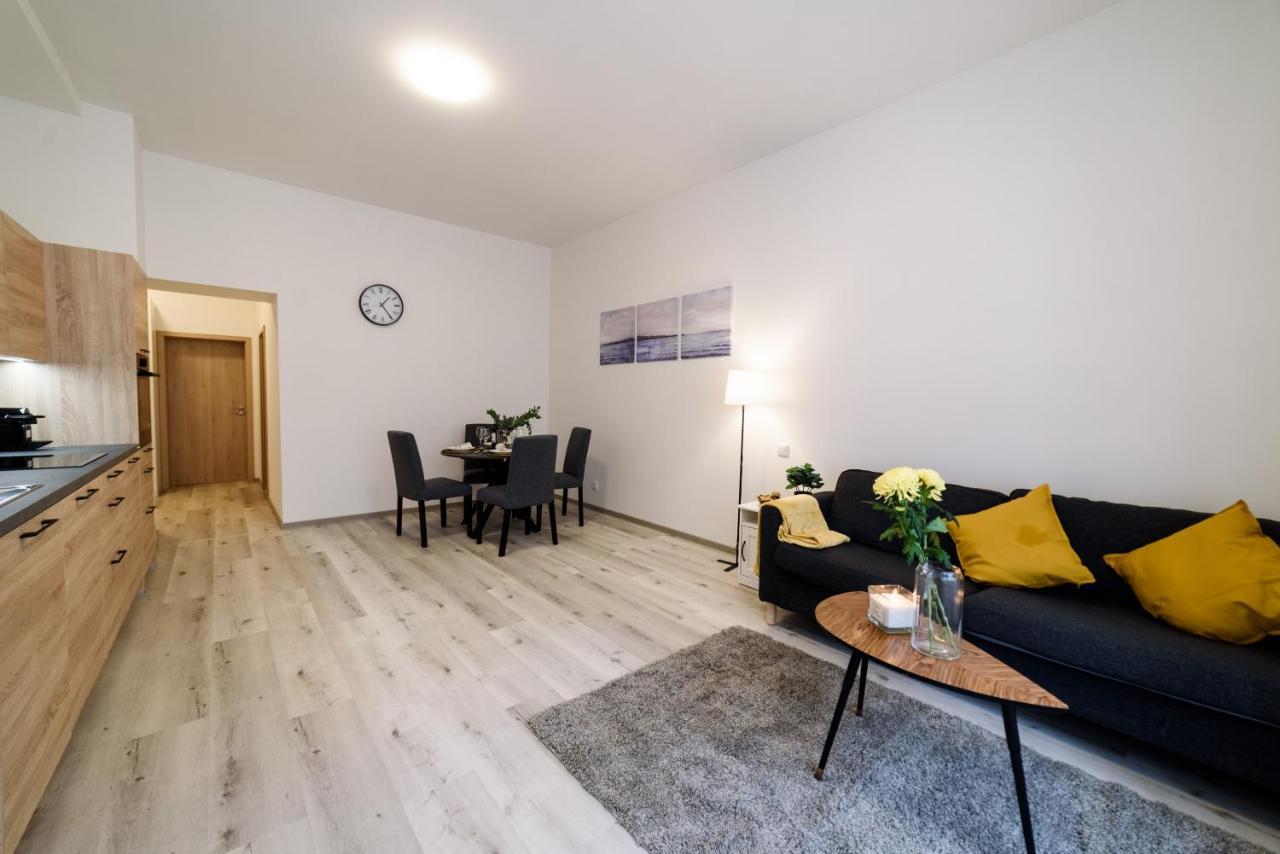 New Apartments Near Dancing House براغ المظهر الخارجي الصورة