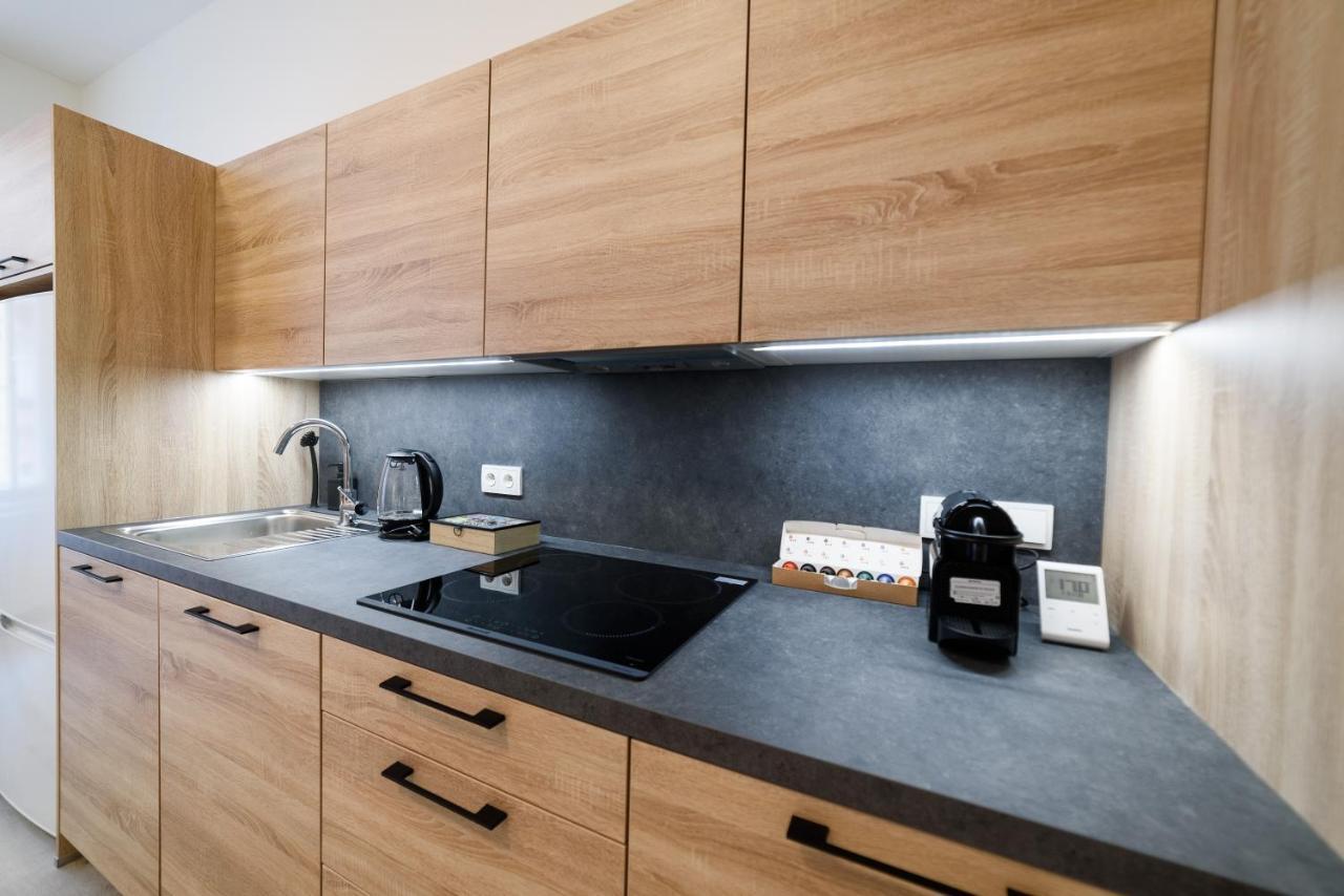 New Apartments Near Dancing House براغ المظهر الخارجي الصورة