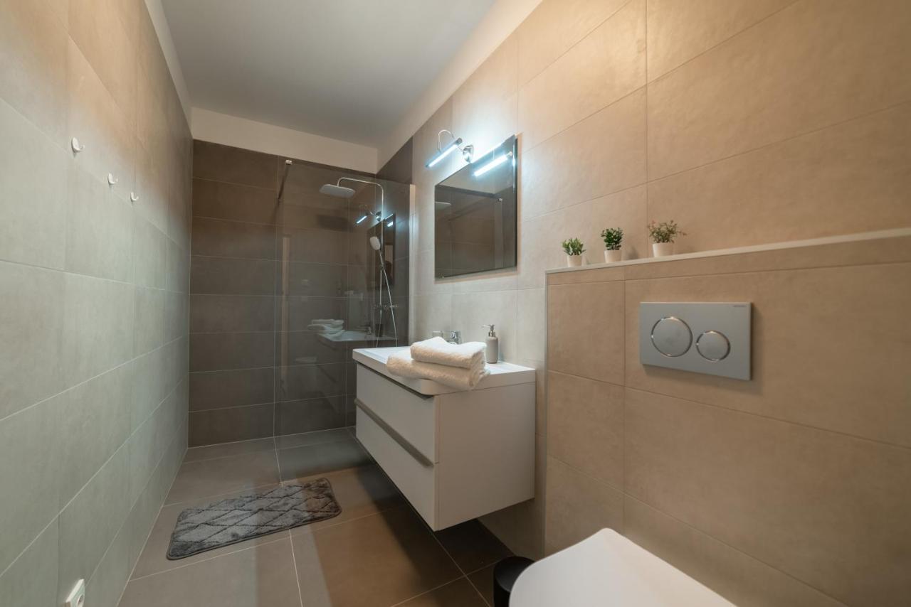 New Apartments Near Dancing House براغ المظهر الخارجي الصورة