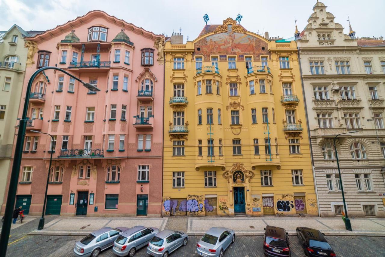 New Apartments Near Dancing House براغ المظهر الخارجي الصورة